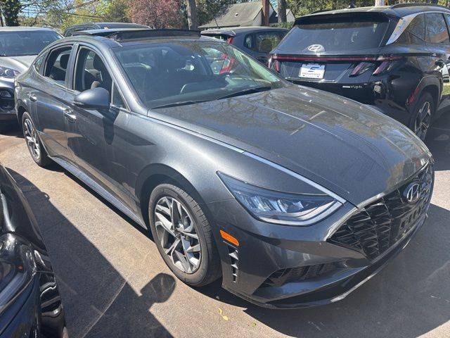 2022 Hyundai Sonata SEL — Sedan — 28,715 mi — Islip, NY