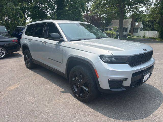 2023 Jeep Grand Cherokee Limited — SUV — 37,141 mi — Islip, NY