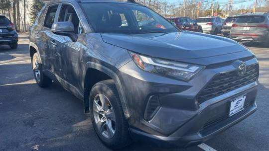 2022 Toyota RAV4 XLE — SUV — 18,448 mi — Islip, NY