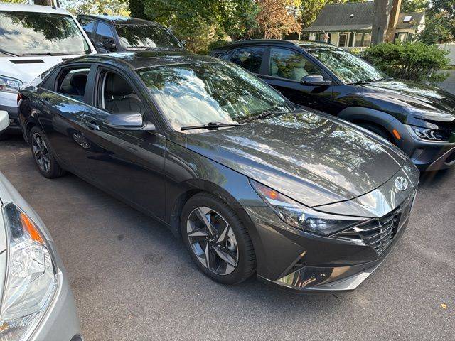 2022 Hyundai Elantra Limited — Sedan — 66,948 mi — Islip, NY