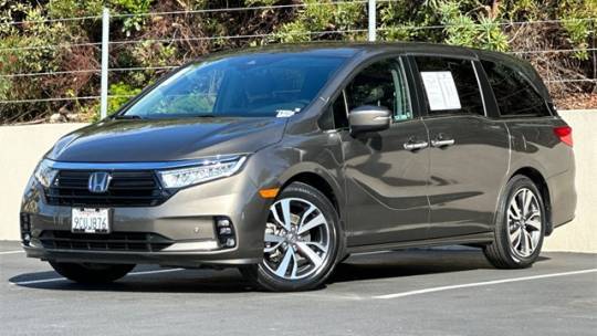 2023 Honda Odyssey Touring — Minivan — 25,510 mi — Carlsbad, CA