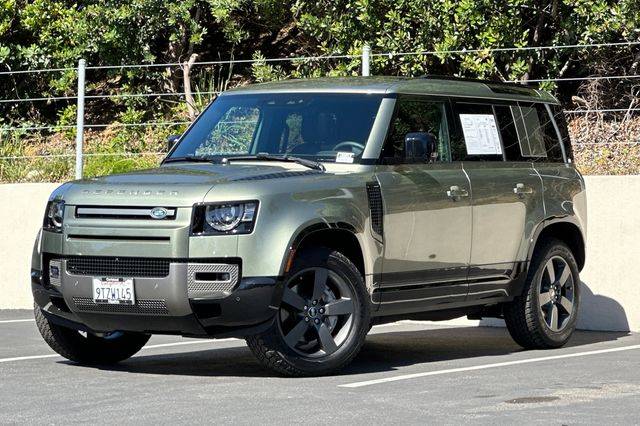 2025 Land Rover Defender X-Dynamic SE