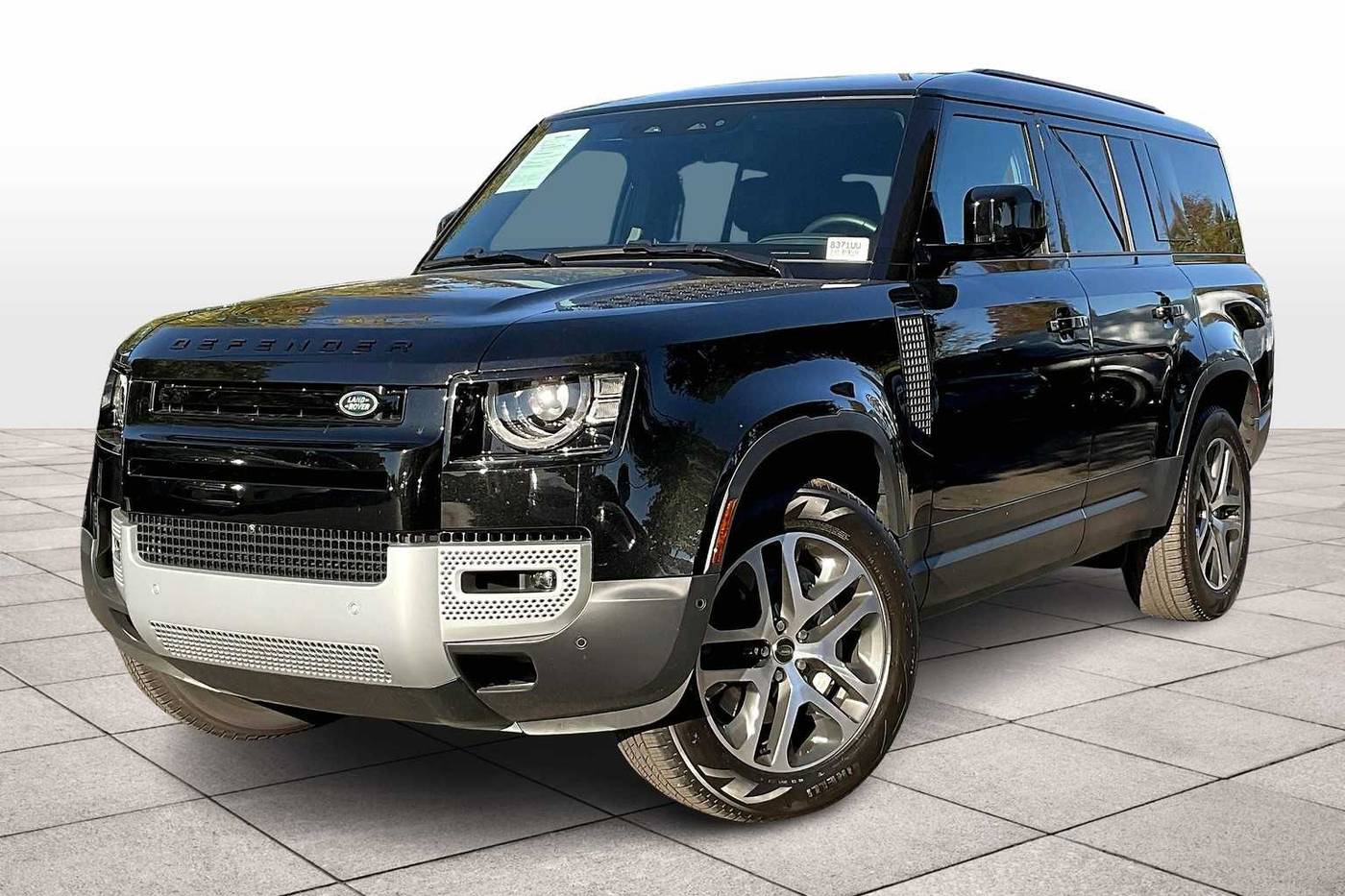 2025 Land Rover Defender S — SUV — 1,276 mi — Rocklin, CA