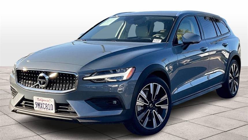 2022 Volvo V60 Cross Country T5 — Wagon — 46,984 mi — Sacramento, CA