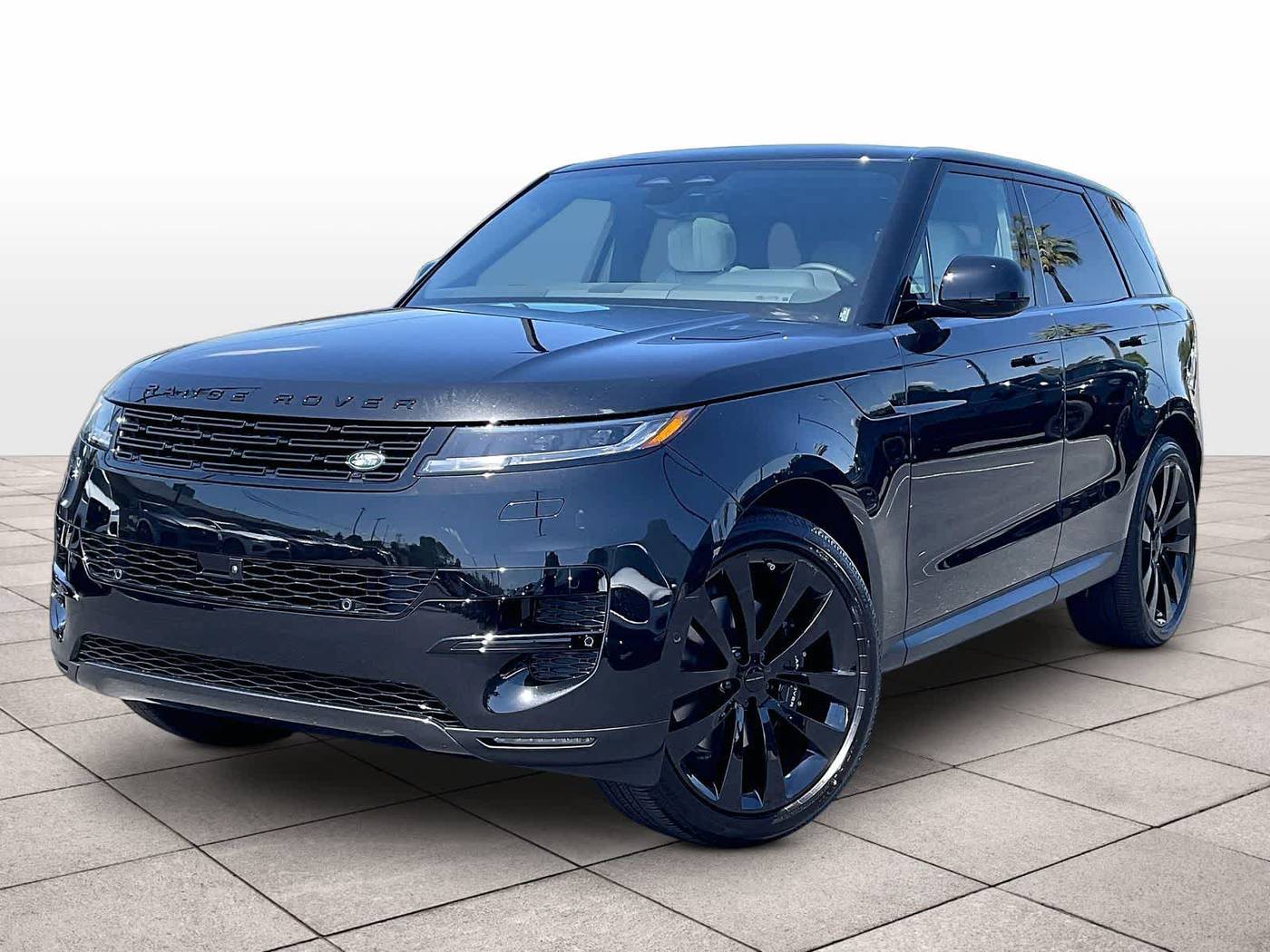2026 Land Rover Range Rover Sport P360 SE