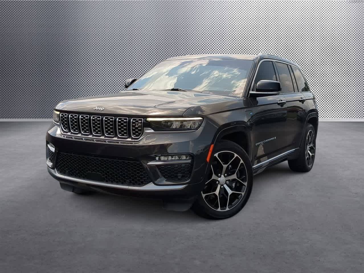 2023 Jeep Grand Cherokee Summit Reserve 4xe — SUV — 33,156 mi — Orlando, FL