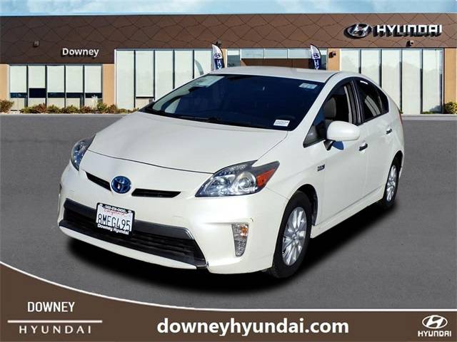 2013 Toyota Prius Advanced — Hatchback — 119,937 mi — Downey, CA