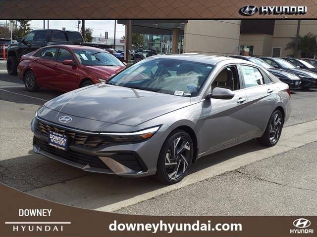 2024 Hyundai Elantra Hybrid Limited — Sedan — 9,516 mi — Downey, CA