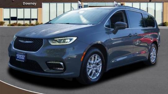 2022 Chrysler Pacifica Touring L — Minivan — 66,056 mi — Downey, CA
