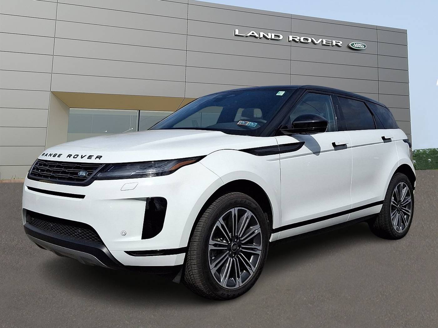 2026 Land Rover Range Rover Evoque S — SUV — 8,918 mi — Willow Grove, PA
