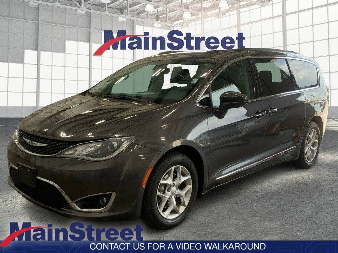2017 Chrysler Pacifica Touring L — Minivan — 126,278 mi — Lansing, KS
