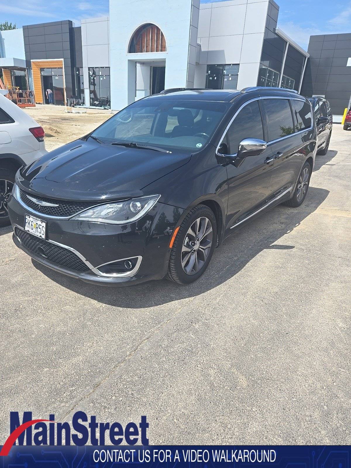 2018 Chrysler Pacifica Limited — Minivan — 115,278 mi — Lansing, KS