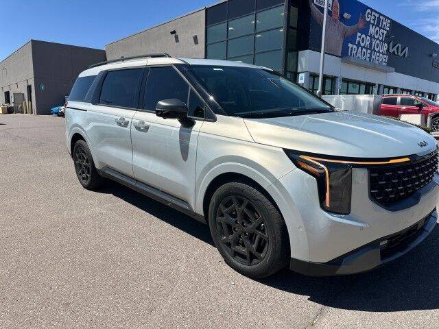 2025 Kia Carnival Hybrid SX — Minivan — 7,447 mi — Albuquerque, NM