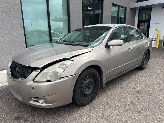 2012 Nissan Altima 2.5 S — Sedan — 185,497 mi — Albuquerque, NM