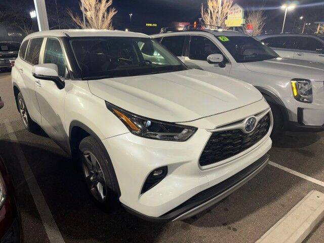 2023 Toyota Highlander Hybrid LE — SUV — 30,441 mi — Albuquerque, NM