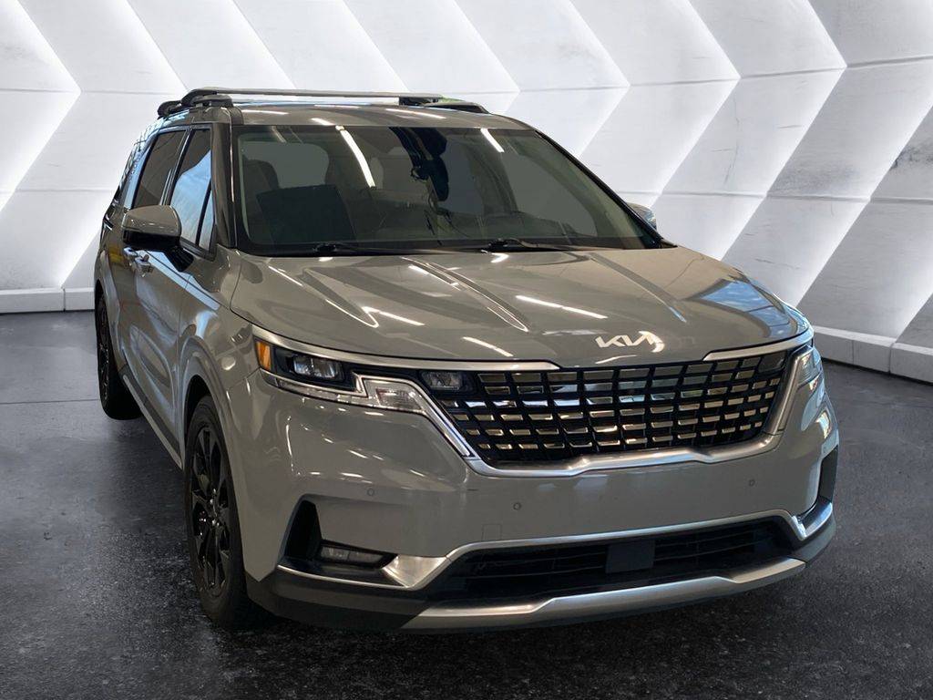 2022 Kia Carnival SX — Minivan — 54,321 mi — Albuquerque, NM