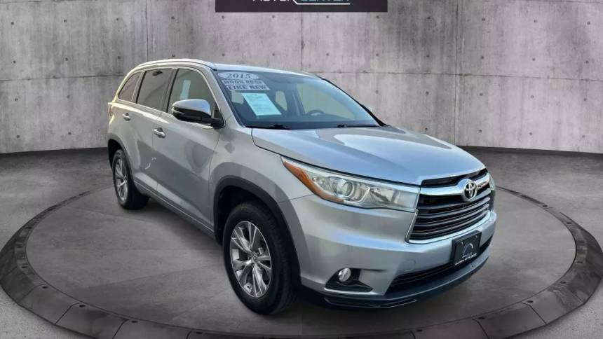 2015 Toyota Highlander XLE — SUV — 110,400 mi — Bellflower, CA