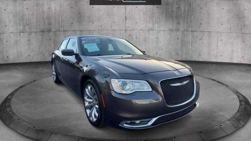 2017 Chrysler 300 Limited — Sedan — 89,044 mi — Bellflower, CA