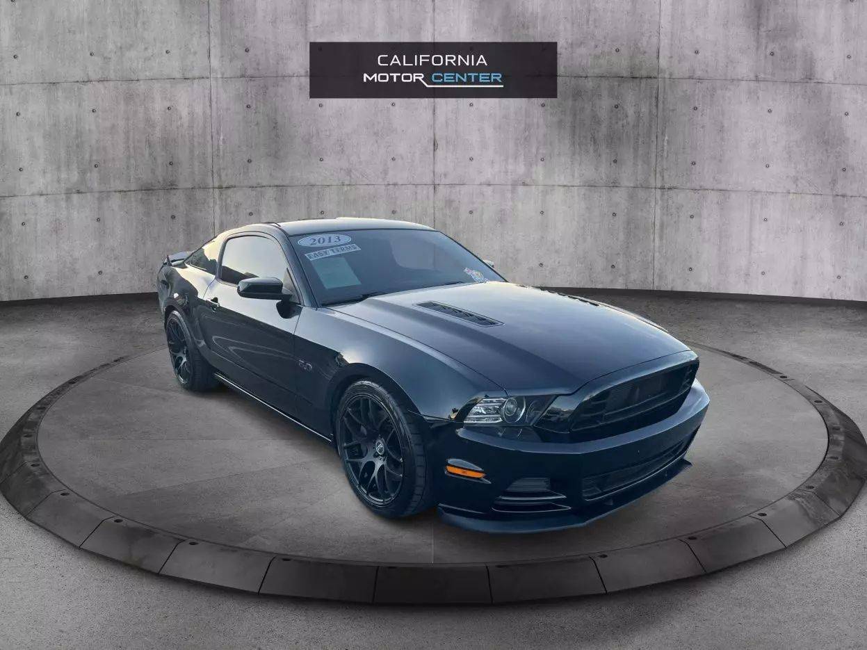 2013 Ford Mustang GT — Coupe — 91,985 mi — Bellflower, CA