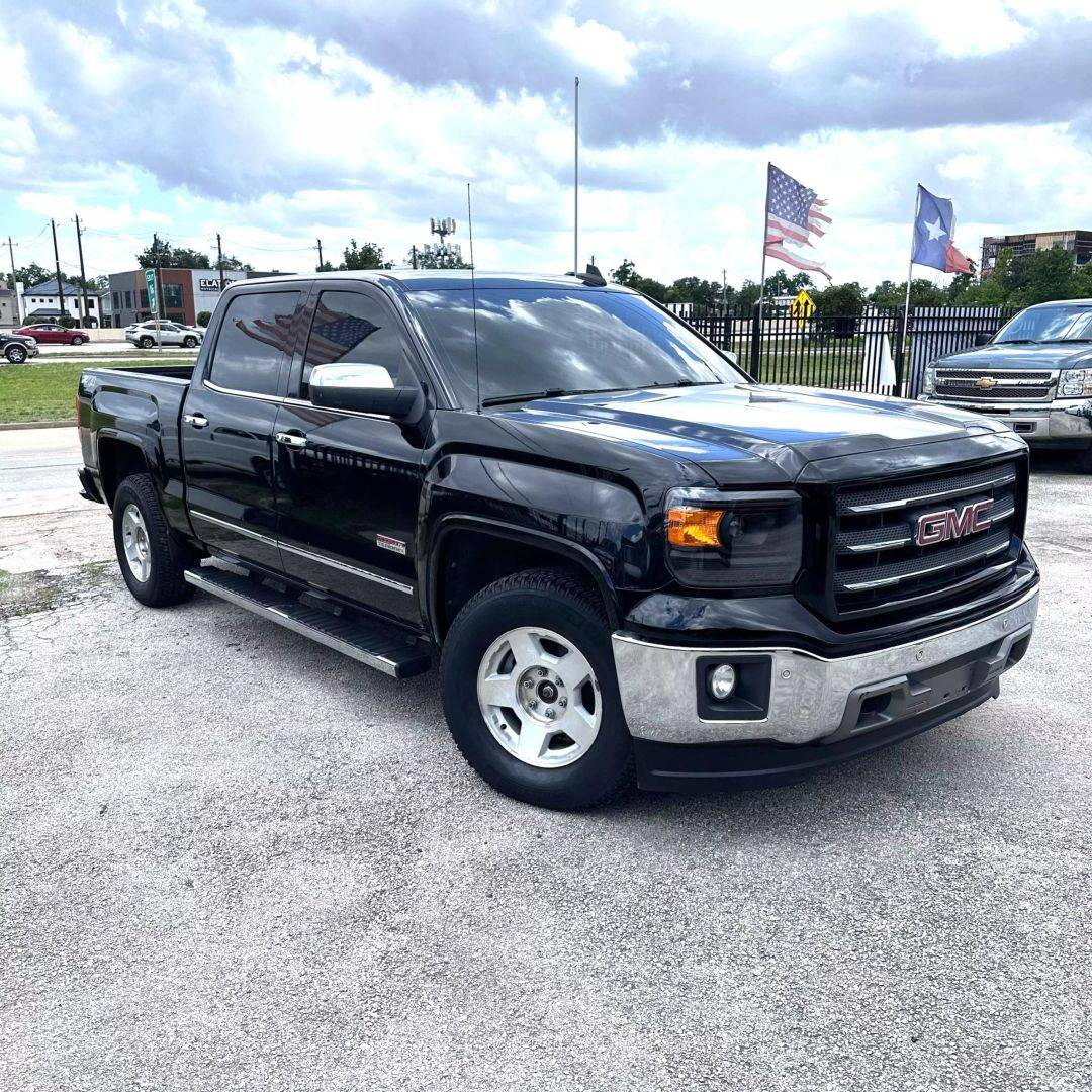 2015 GMC Sierra 1500 SLT — Pickup Truck — 122,262 mi — Houston, TX