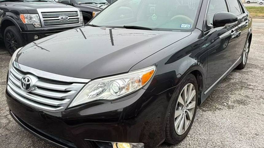 2011 Toyota Avalon Limited — Sedan — 84,708 mi — Houston, TX