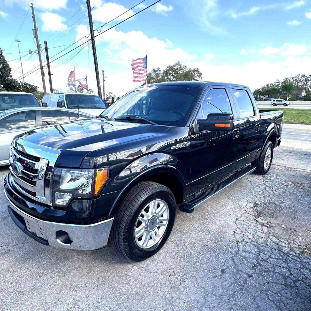 2014 Ford F-150 Lariat — Pickup Truck — 136,374 mi — Houston, TX