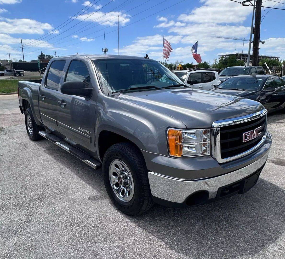 2013 GMC Sierra 1500 SL — Pickup Truck — 88,930 mi — Houston, TX