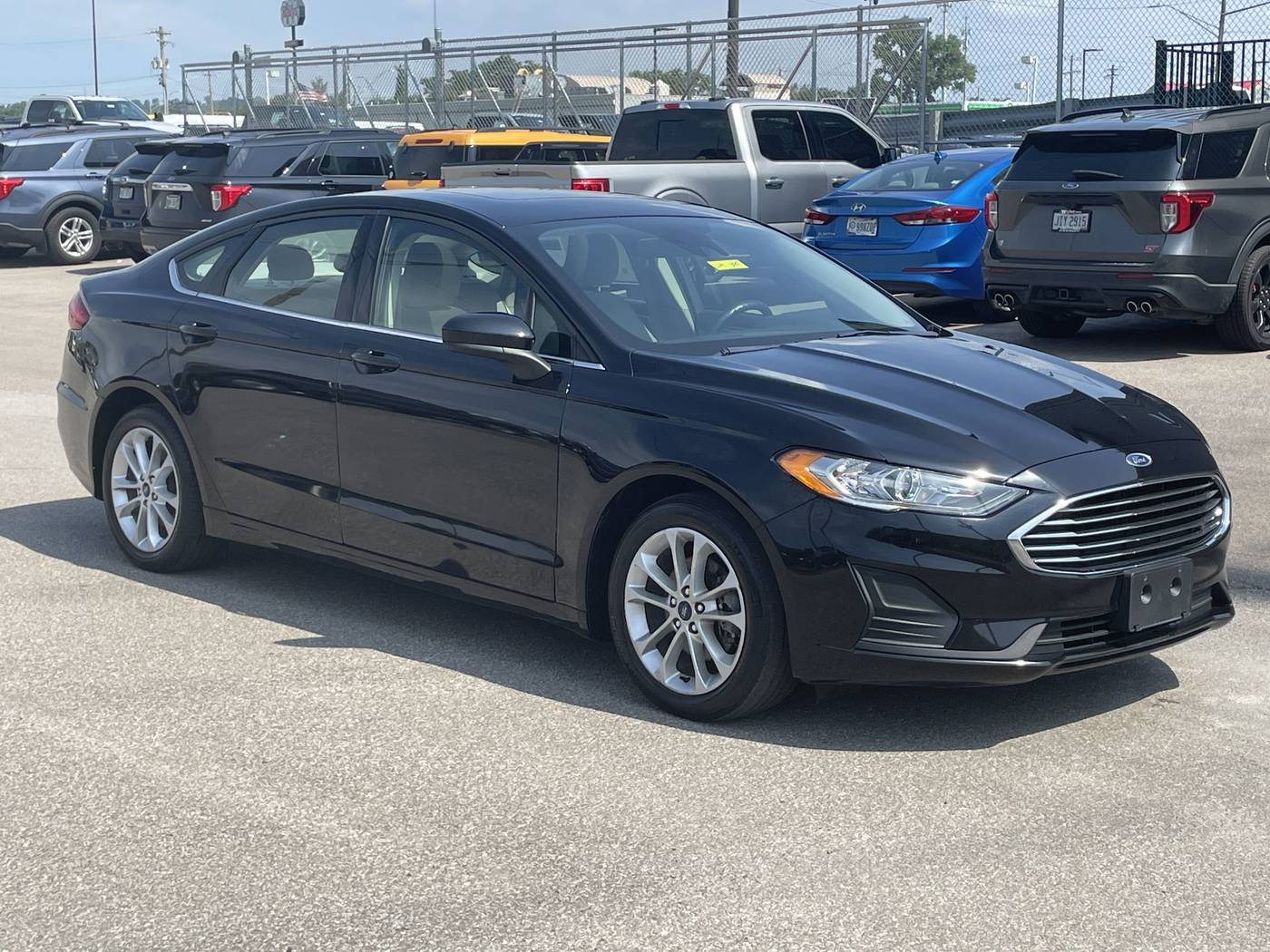 2019 Ford Fusion Hybrid SE — Sedan — 63,572 mi — Cincinnati, OH