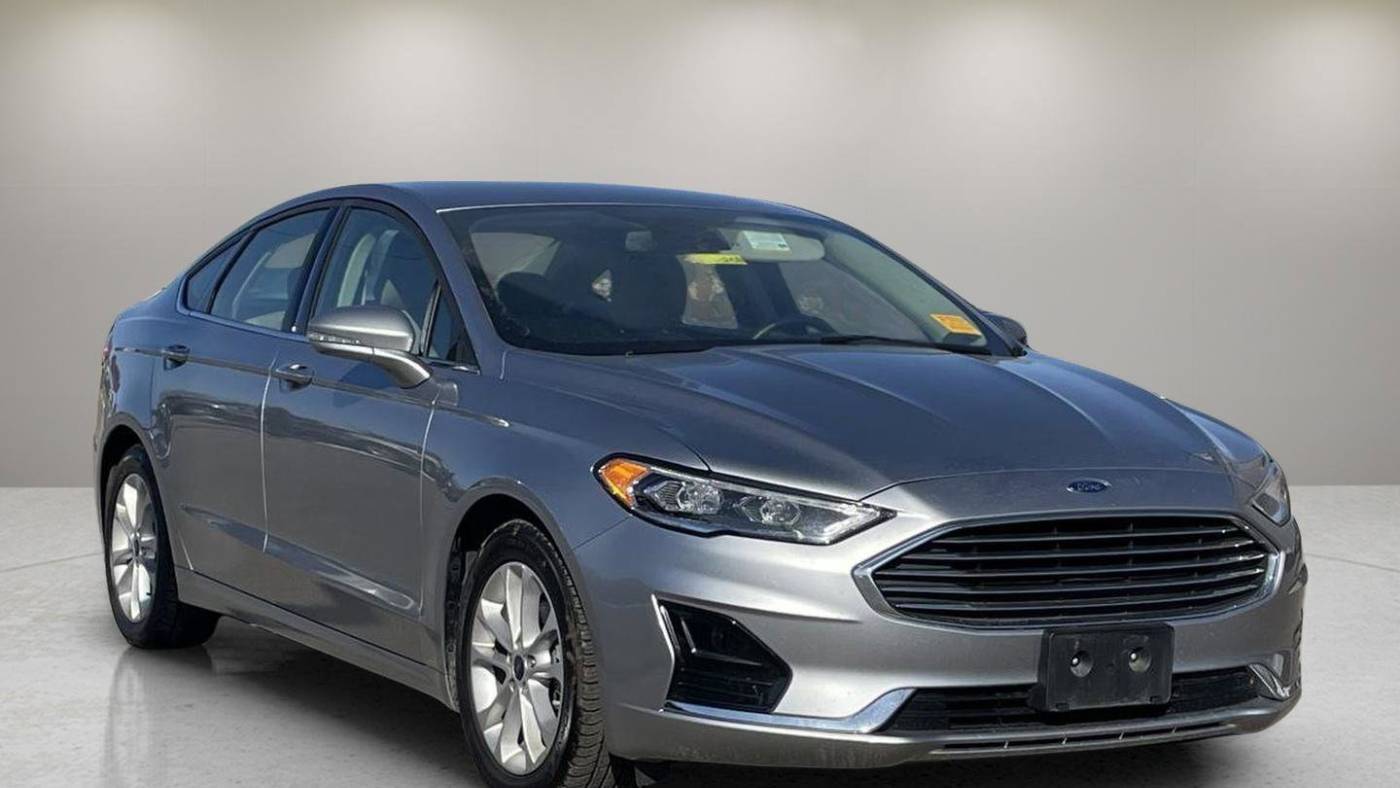 2020 Ford Fusion Hybrid SEL — Sedan — 53,270 mi — Cincinnati, OH