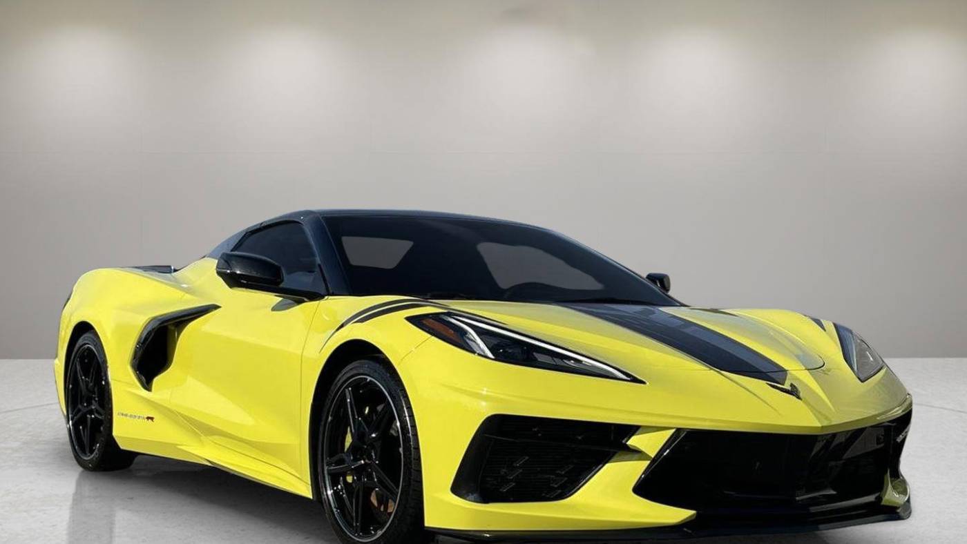 2021 Chevrolet Corvette 3LT — Convertible — 15,600 mi — Cincinnati, OH