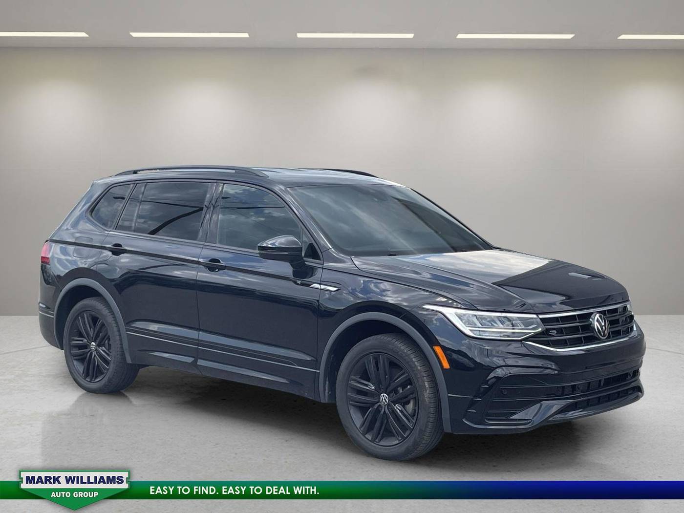 2022 Volkswagen Tiguan SE R-Line Black — SUV — 44,831 mi — Cincinnati, OH