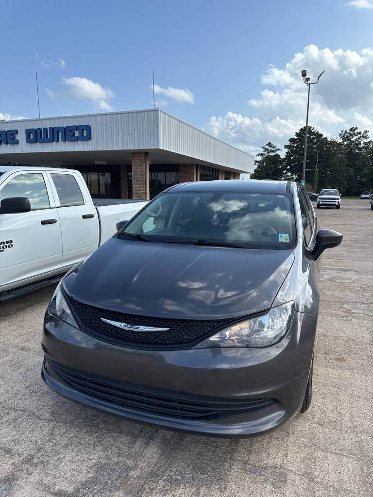 2019 Chrysler Pacifica L — Minivan — 74,289 mi — Alexandria, LA