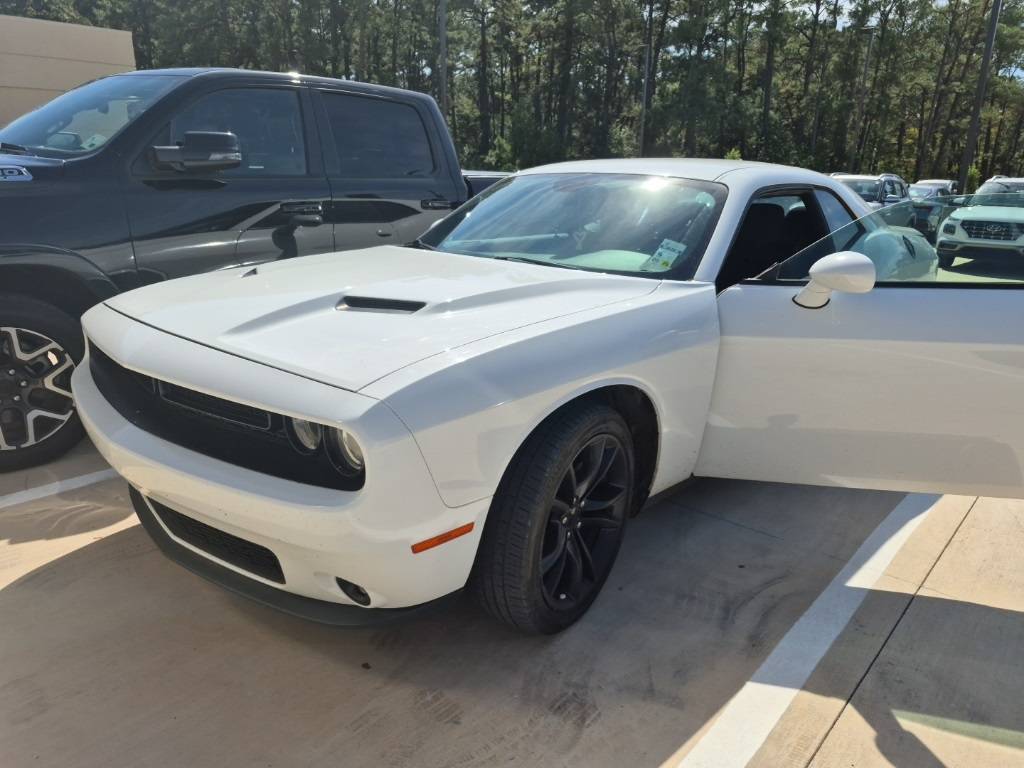 2016 Dodge Challenger SXT — Coupe — 199,680 mi — Pineville, LA