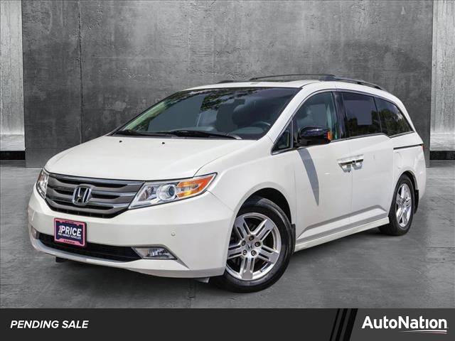 2012 Honda Odyssey Touring — Minivan — 92,512 mi — Des Plaines, IL