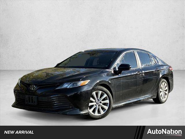 2018 Toyota Camry LE — Sedan — 60,683 mi — Des Plaines, IL