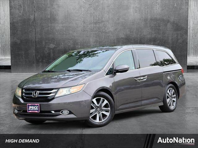 2015 Honda Odyssey Touring Elite — Minivan — 136,624 mi — Des Plaines, IL