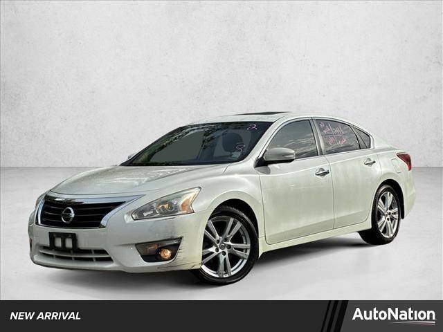 2013 Nissan Altima 3.5 SV — Sedan — 142,299 mi — Des Plaines, IL