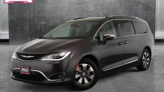 2018 Chrysler Pacifica Hybrid Limited — Minivan — 90,042 mi — Des Plaines, IL