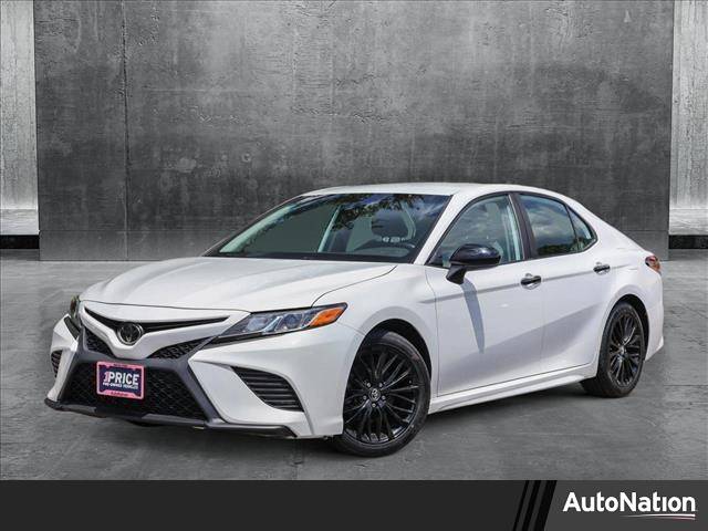 2020 Toyota Camry SE Nightshade — Sedan — 34,927 mi — Des Plaines, IL