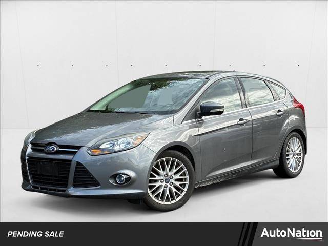 2014 Ford Focus Titanium — Hatchback — 95,515 mi — Des Plaines, IL
