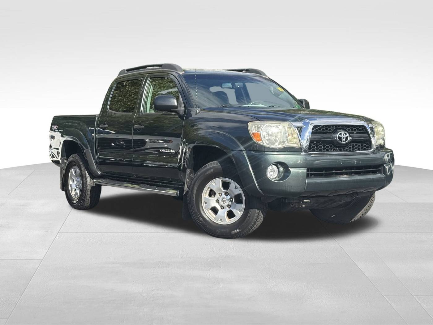 2011 Toyota Tacoma Base — Pickup Truck — 134,836 mi — Midlothian, VA