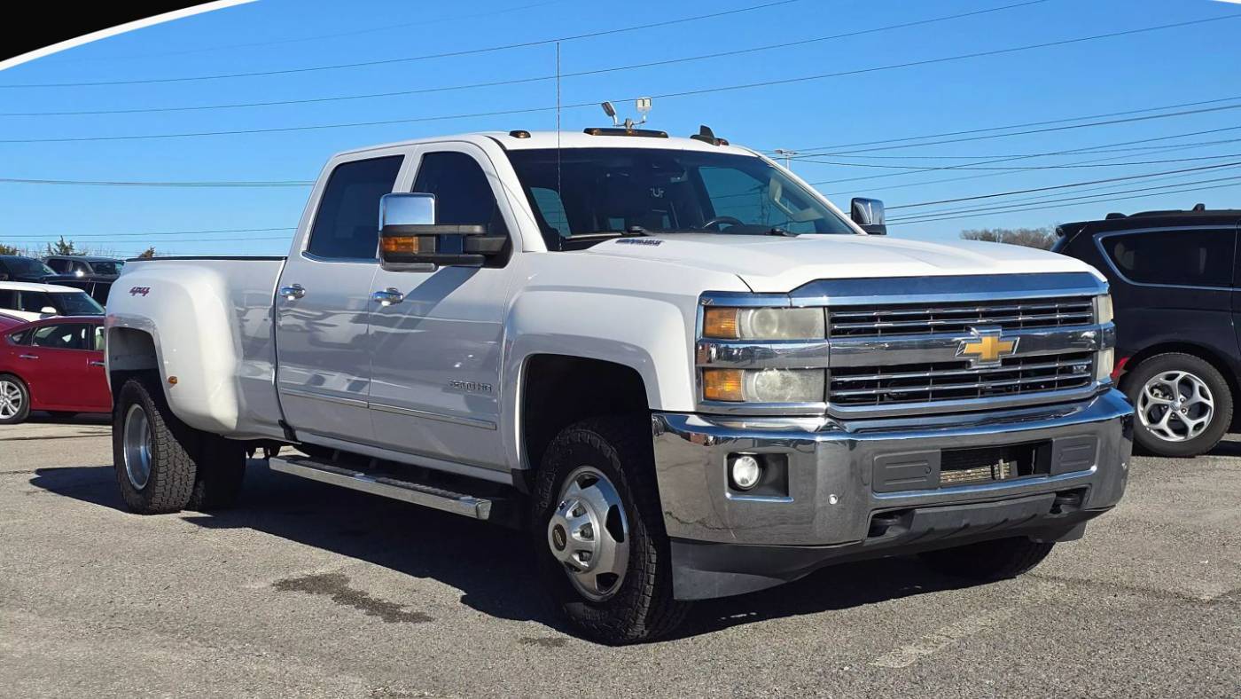 2015 Chevrolet Silverado 3500HD LTZ — Pickup Truck — 233,484 mi — Chattanooga, TN
