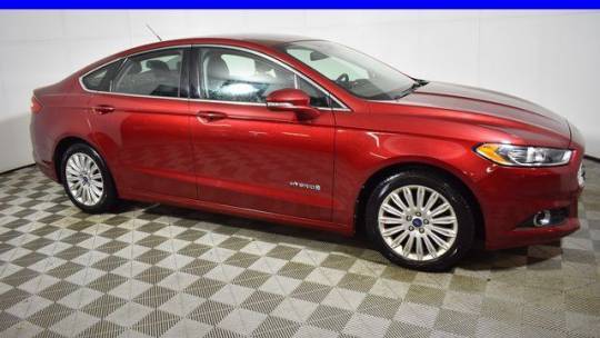 2013 Ford Fusion Hybrid SE — Sedan — 88,435 mi — Chicago, IL