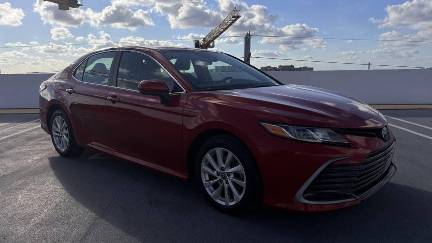 2023 Toyota Camry LE — Sedan — 20,062 mi — Miami, FL