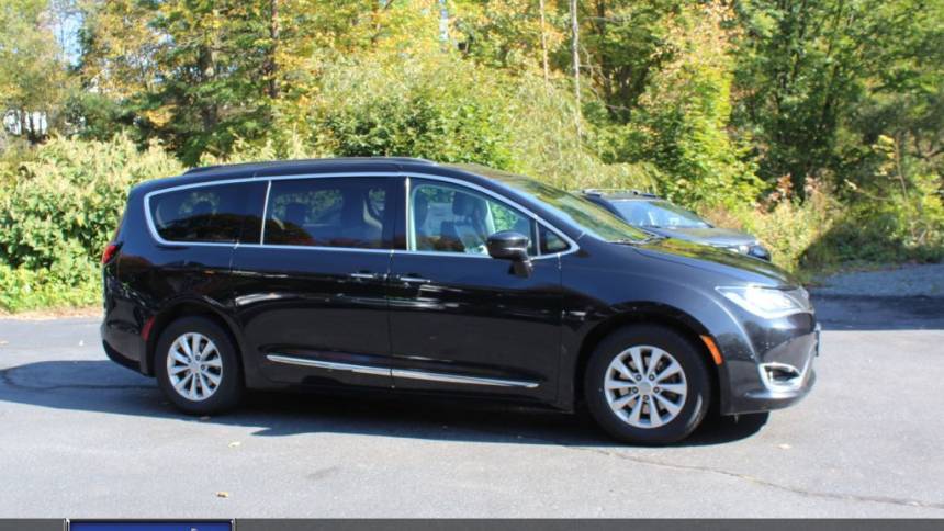 2017 Chrysler Pacifica Touring L — Minivan — 148,932 mi — Shavertown, PA