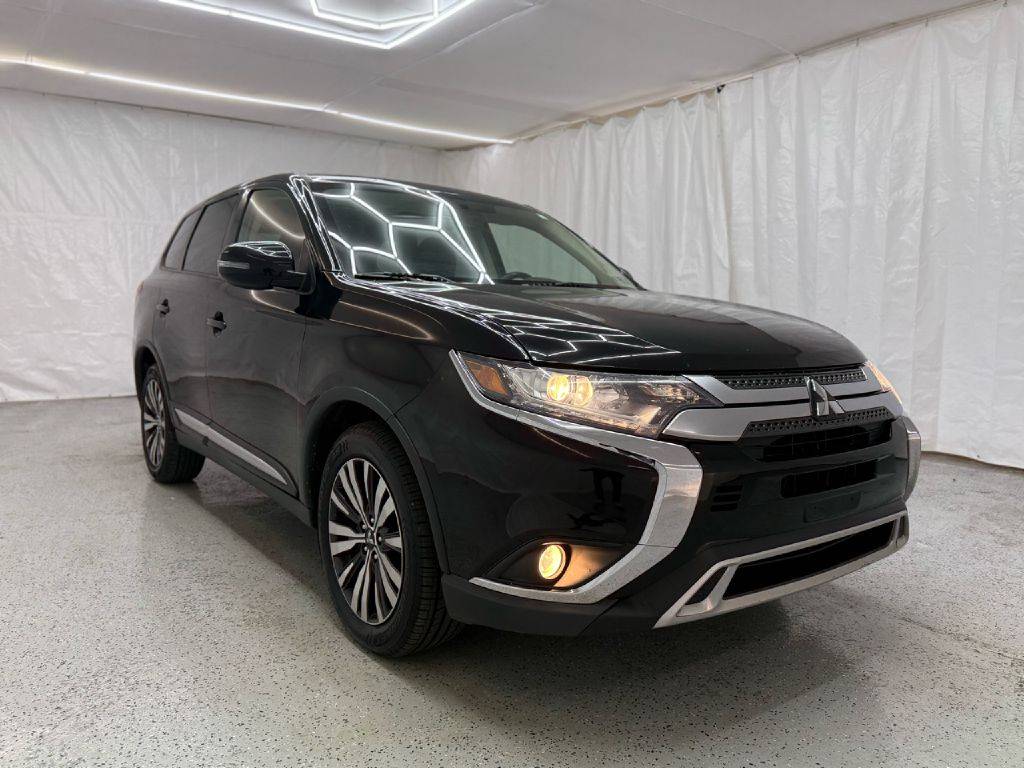 2019 Mitsubishi Outlander SE — SUV — 123,819 mi — Shavertown, PA