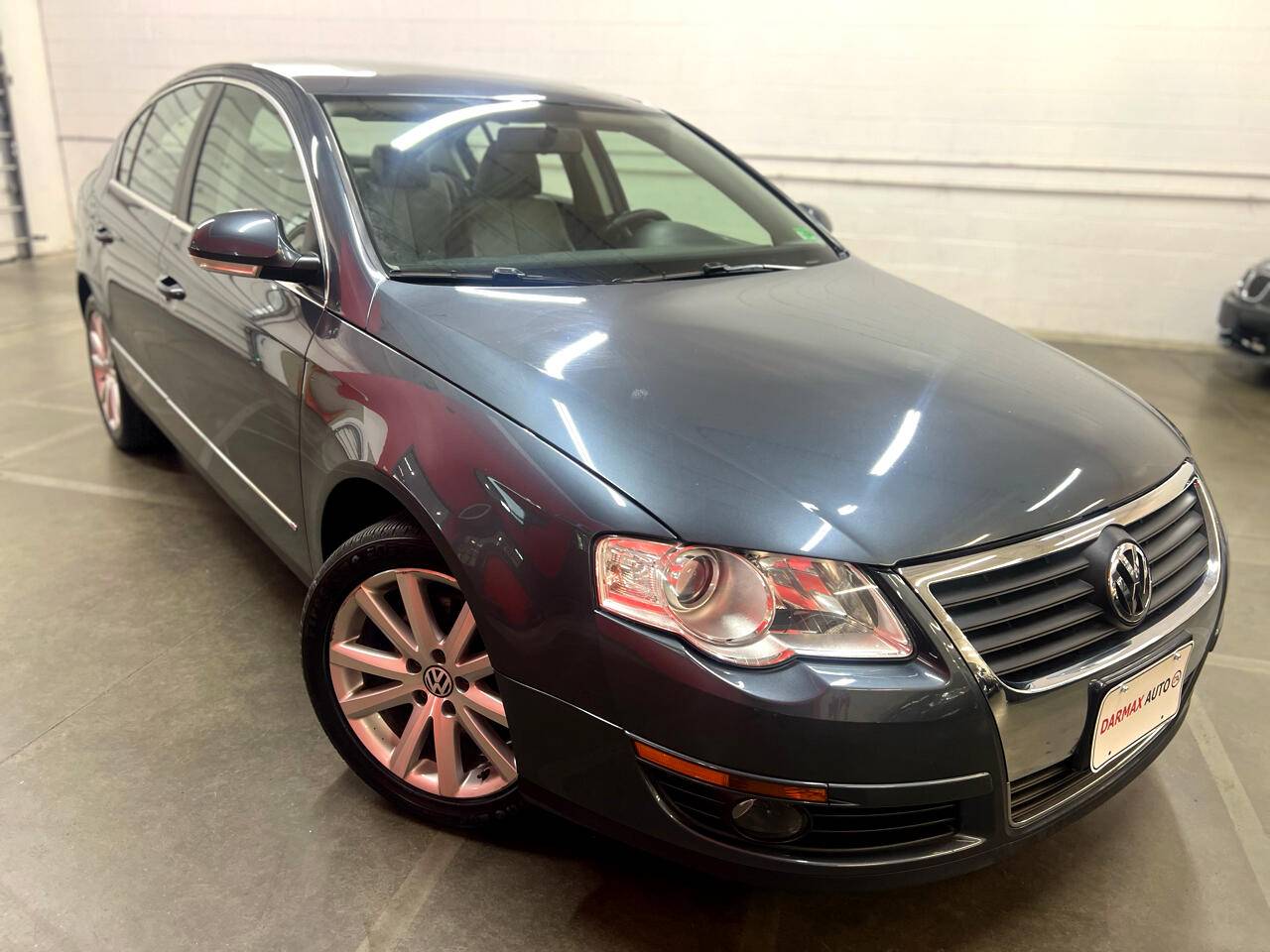 2010 Volkswagen Passat Komfort — Sedan — 107,132 mi — Chantilly, VA