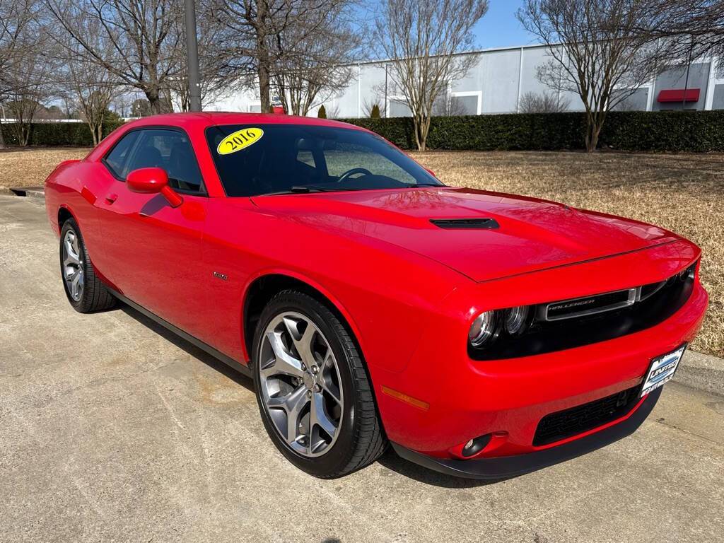 2016 Dodge Challenger R/T Plus