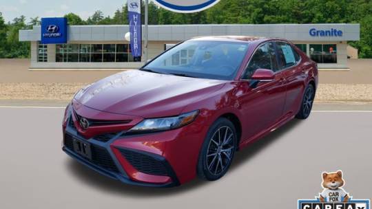 2022 Toyota Camry SE — Sedan — 26,485 mi — Somersworth, NH