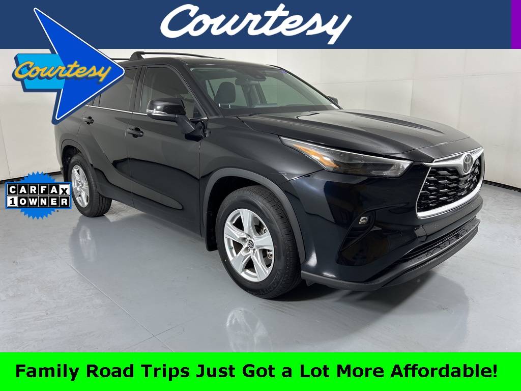 2022 Toyota Highlander LE — SUV — 30,927 mi — Mesa, AZ